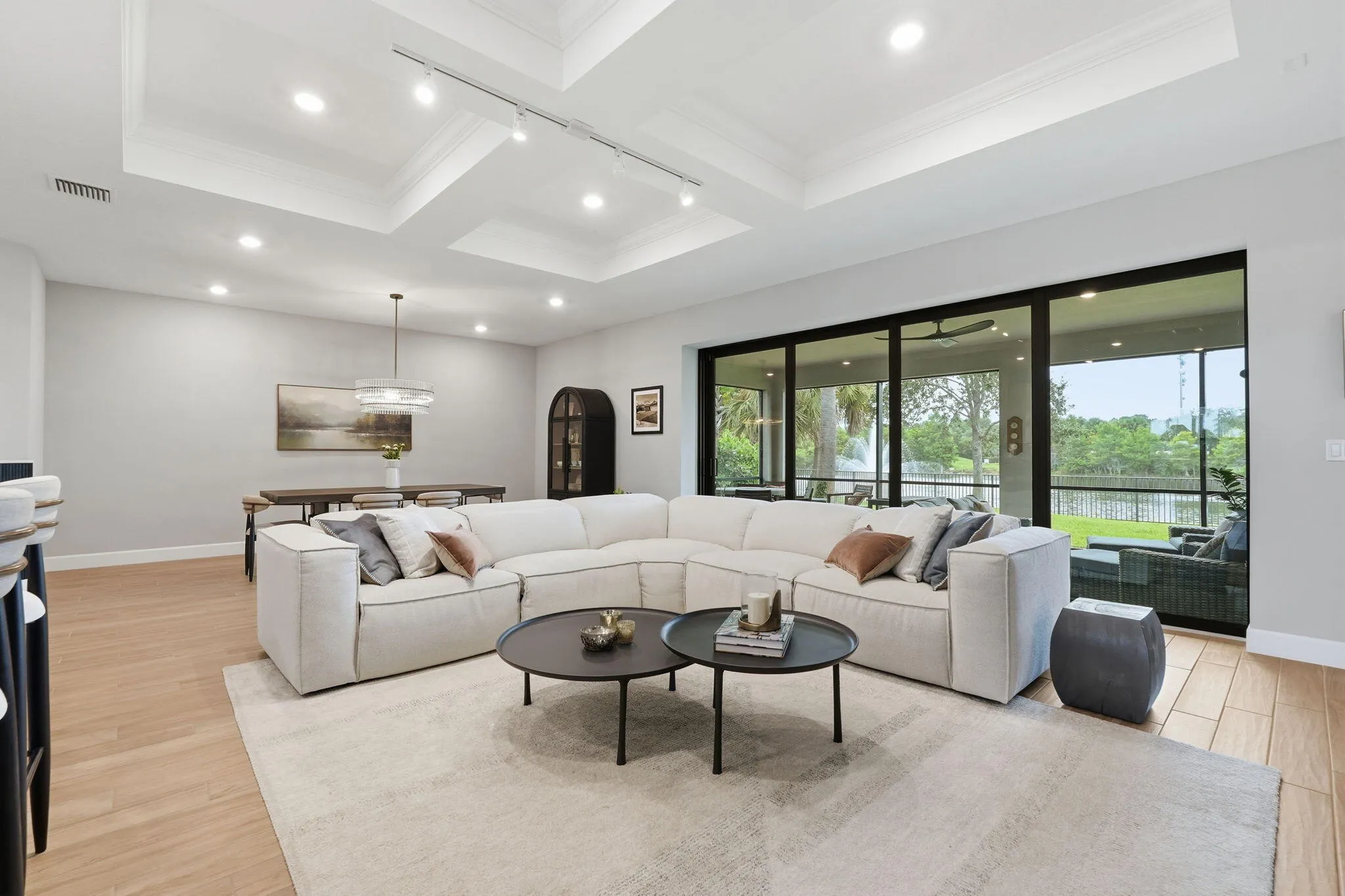 44-web-or-mls-208_Sonoma_Isles_Circle_04