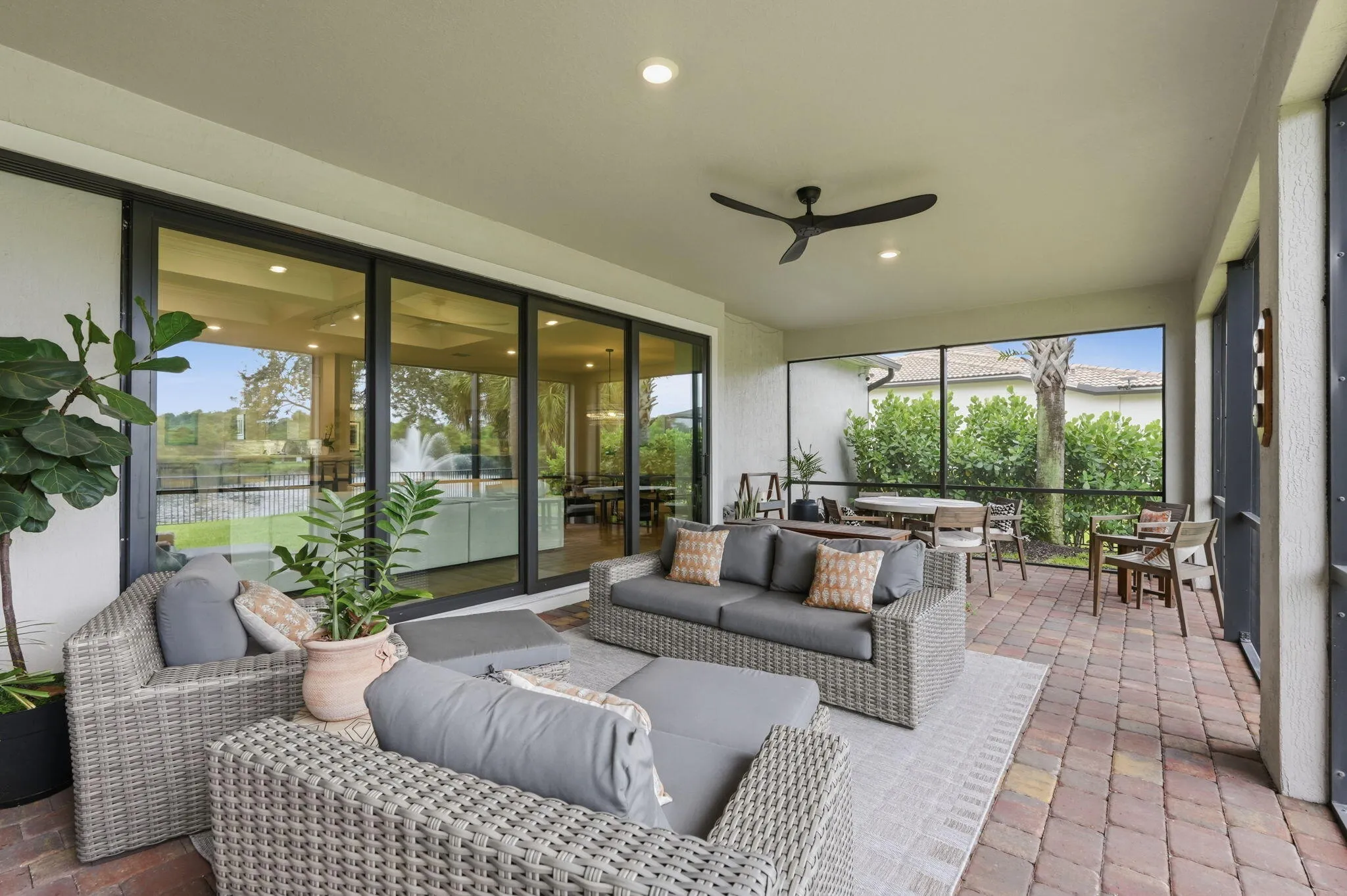 49-web-or-mls-208_Sonoma_Isles_Circle_04