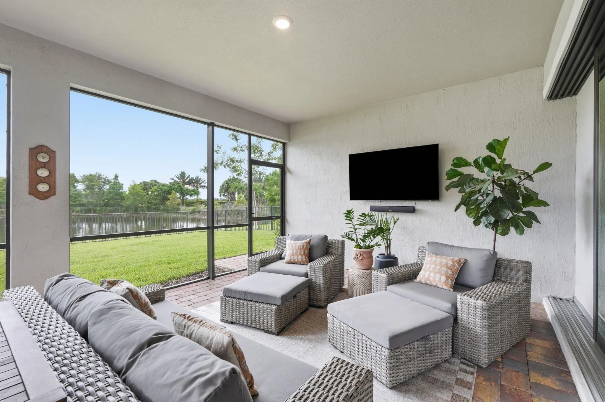 48-web-or-mls-208_Sonoma_Isles_Circle_04