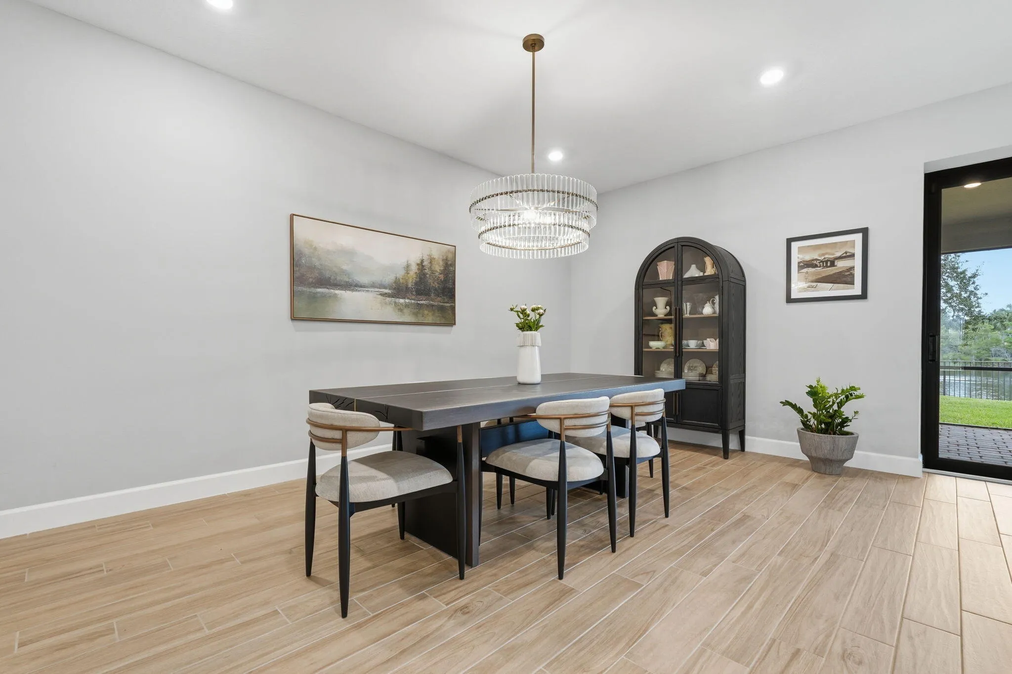 26-web-or-mls-208_Sonoma_Isles_Circle_02