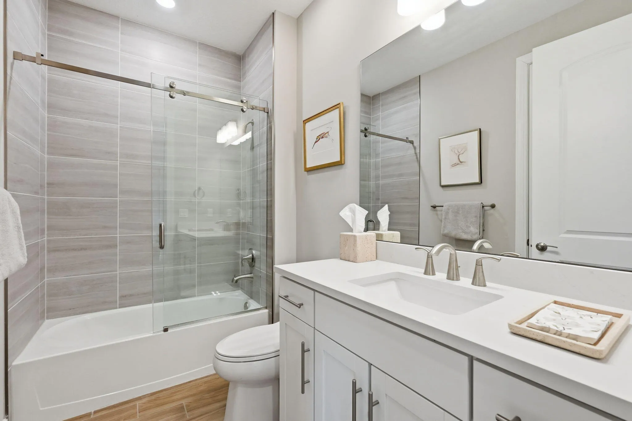 22-web-or-mls-208_Sonoma_Isles_Circle_02