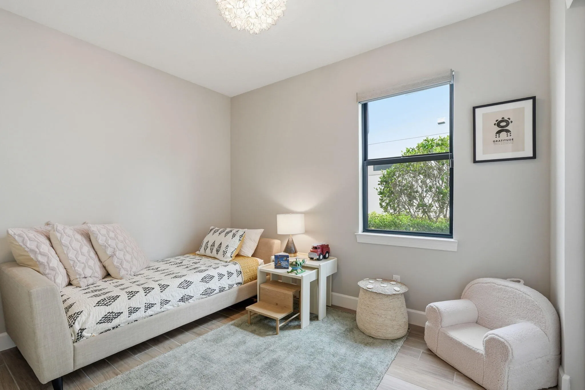 15-web-or-mls-208_Sonoma_Isles_Circle_01
