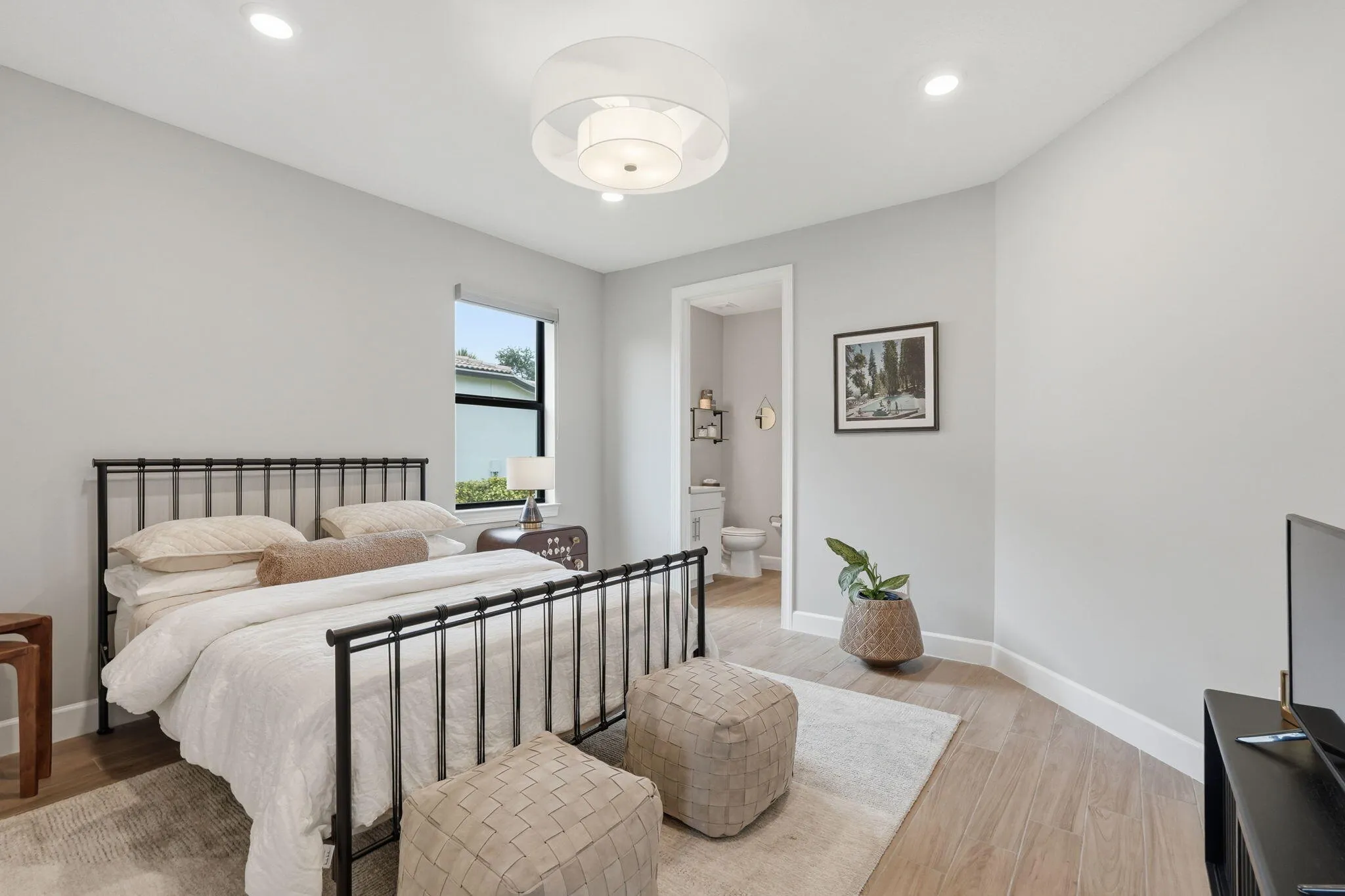 10-web-or-mls-208_Sonoma_Isles_Circle_01
