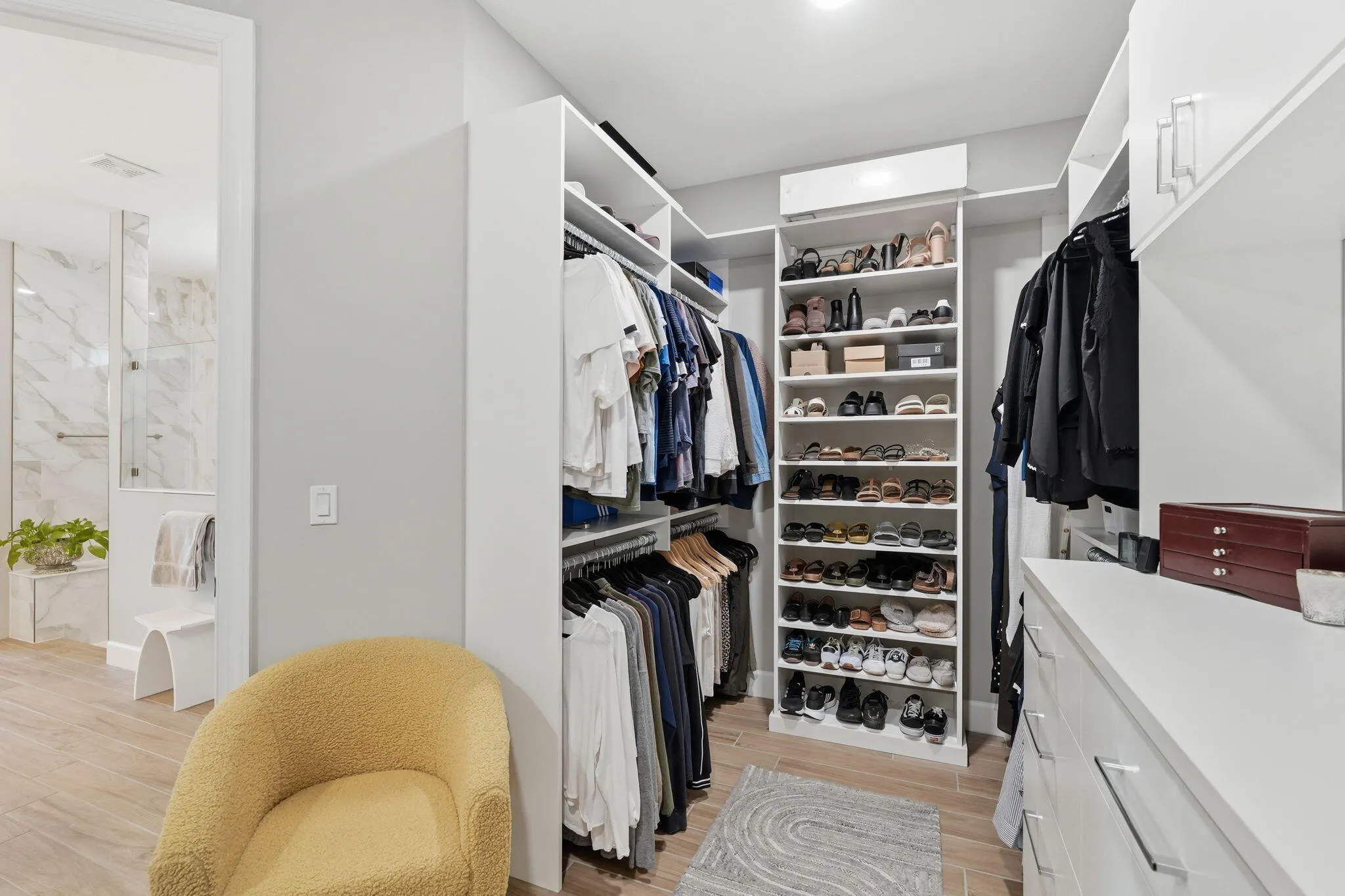 9-web-or-mls-208_Sonoma_Isles_Circle_009