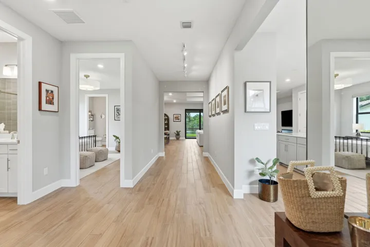 23-web-or-mls-208_Sonoma_Isles_Circle_02