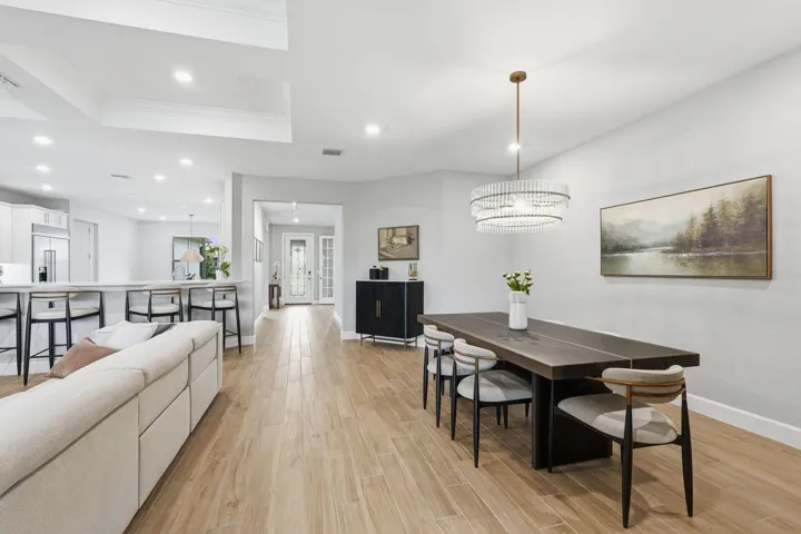 28-web-or-mls-208_Sonoma_Isles_Circle_02