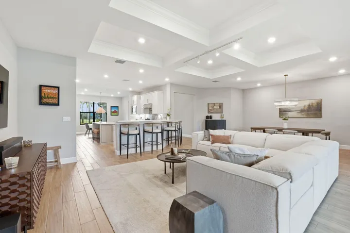 43-web-or-mls-208_Sonoma_Isles_Circle_04