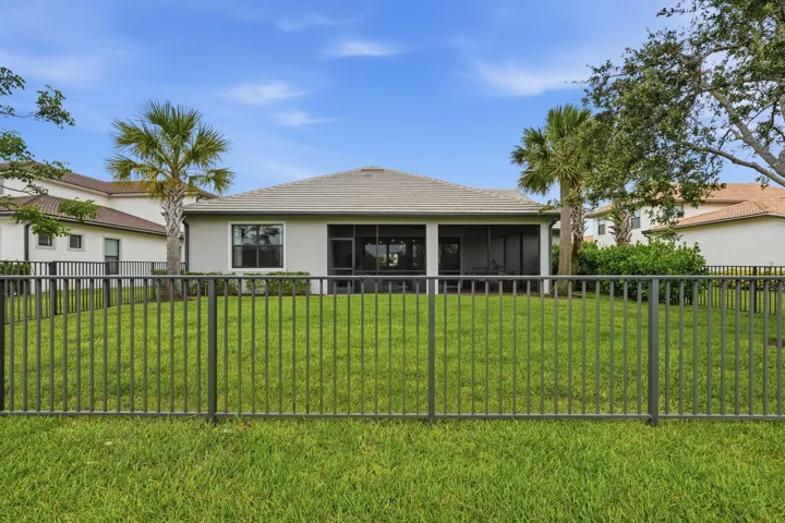 57-web-or-mls-208_Sonoma_Isles_Circle_05