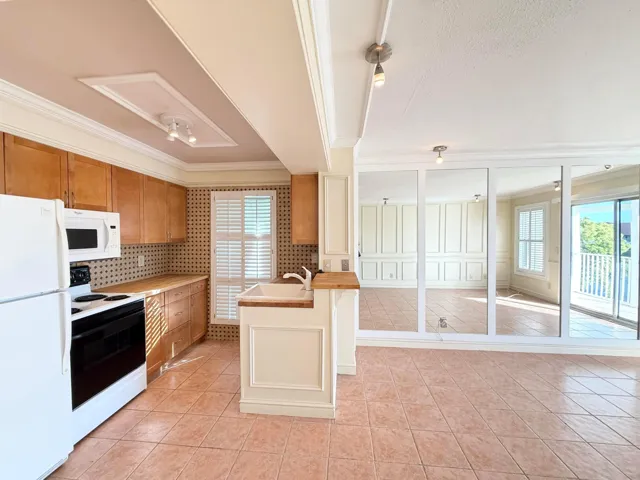 living room kitchen