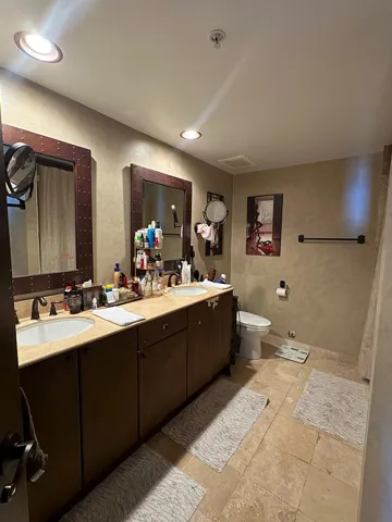 Bathroom Full