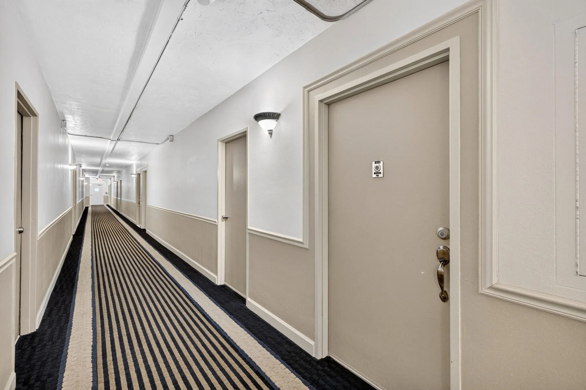 12G is just steps to the elevator
