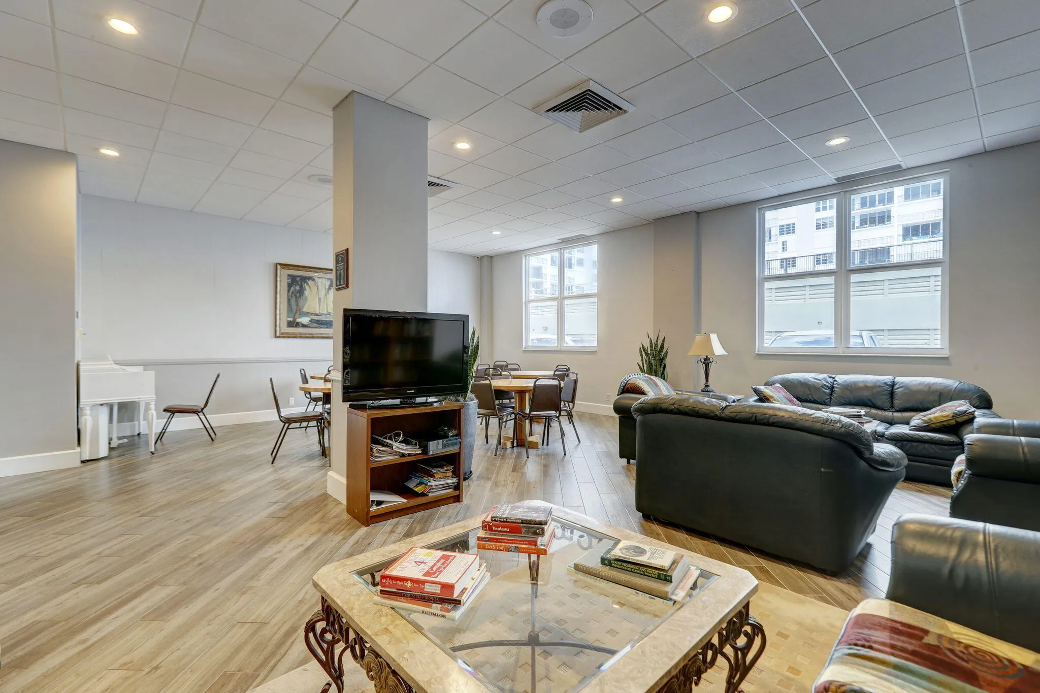 Card Room & Clubhouse Kitchen
