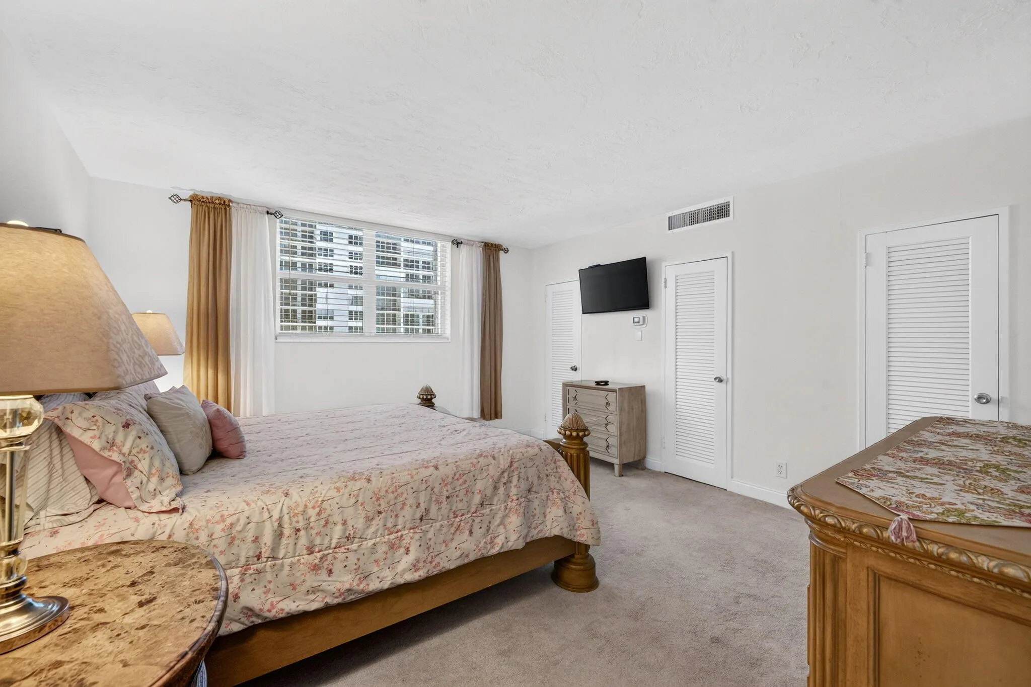 Bedroom of the living room
