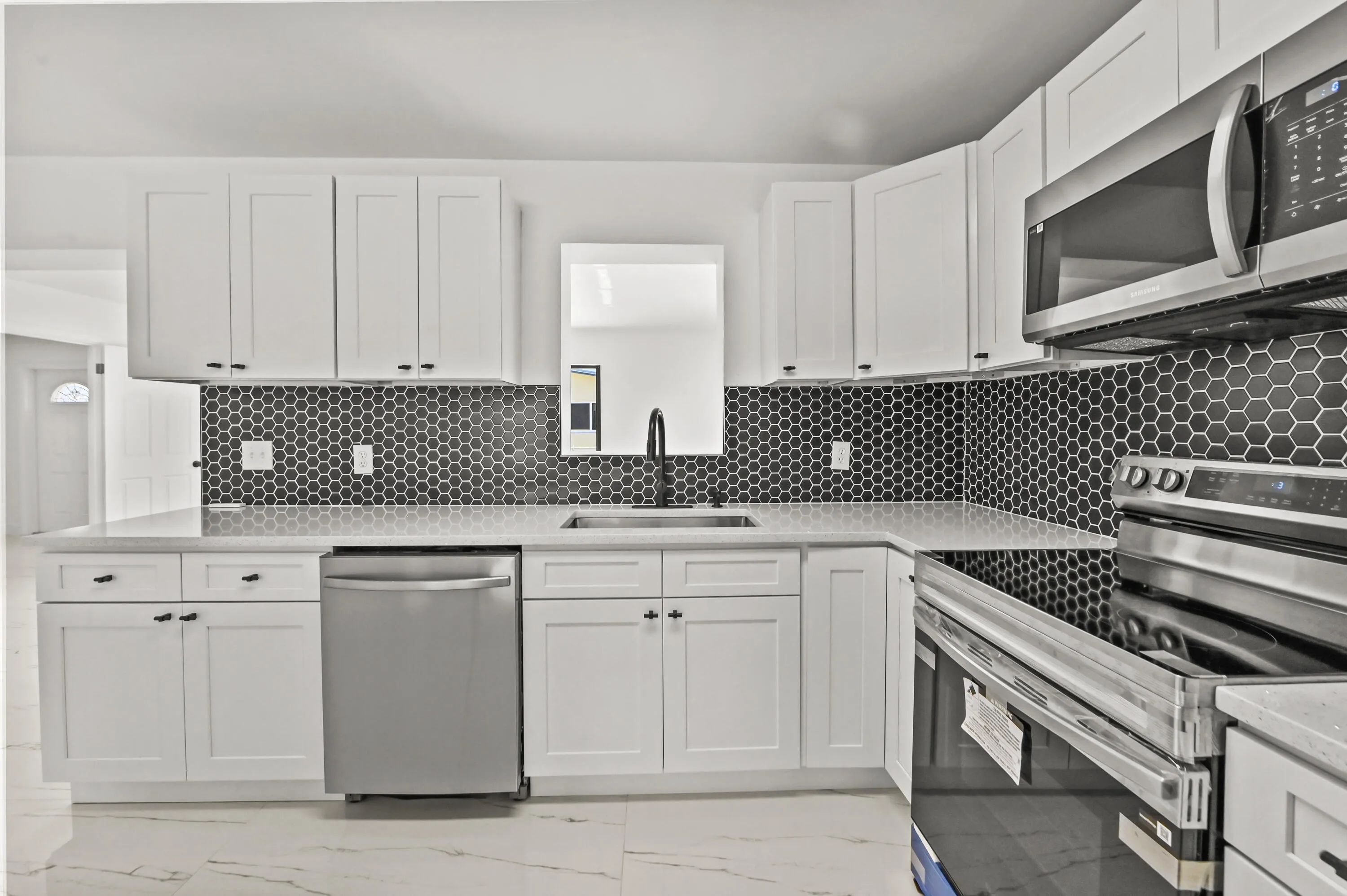 08 Kitchen 03