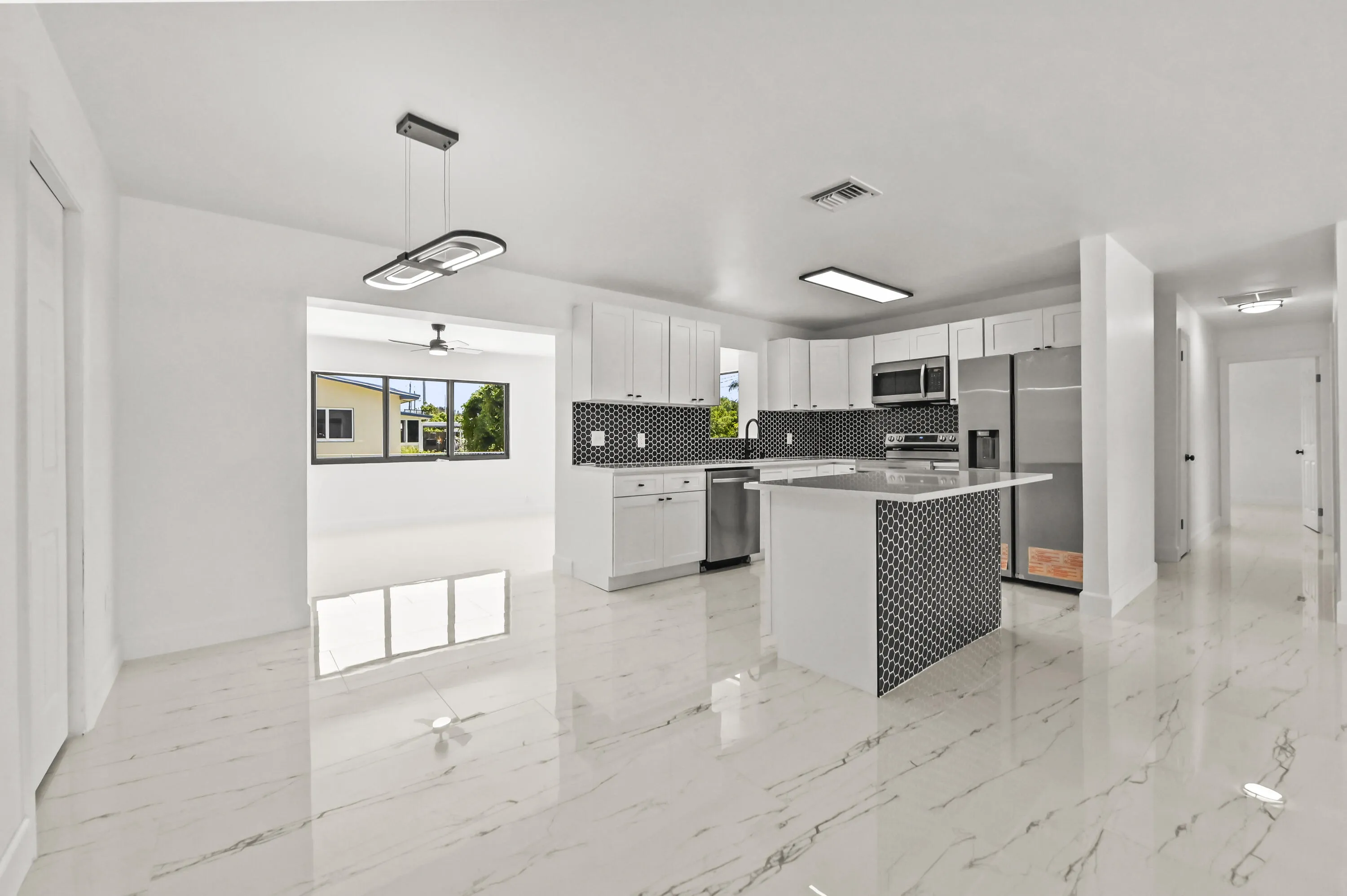 06 Dining area 01