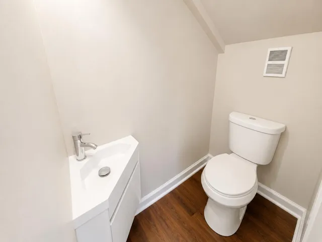 Sunroom half bath