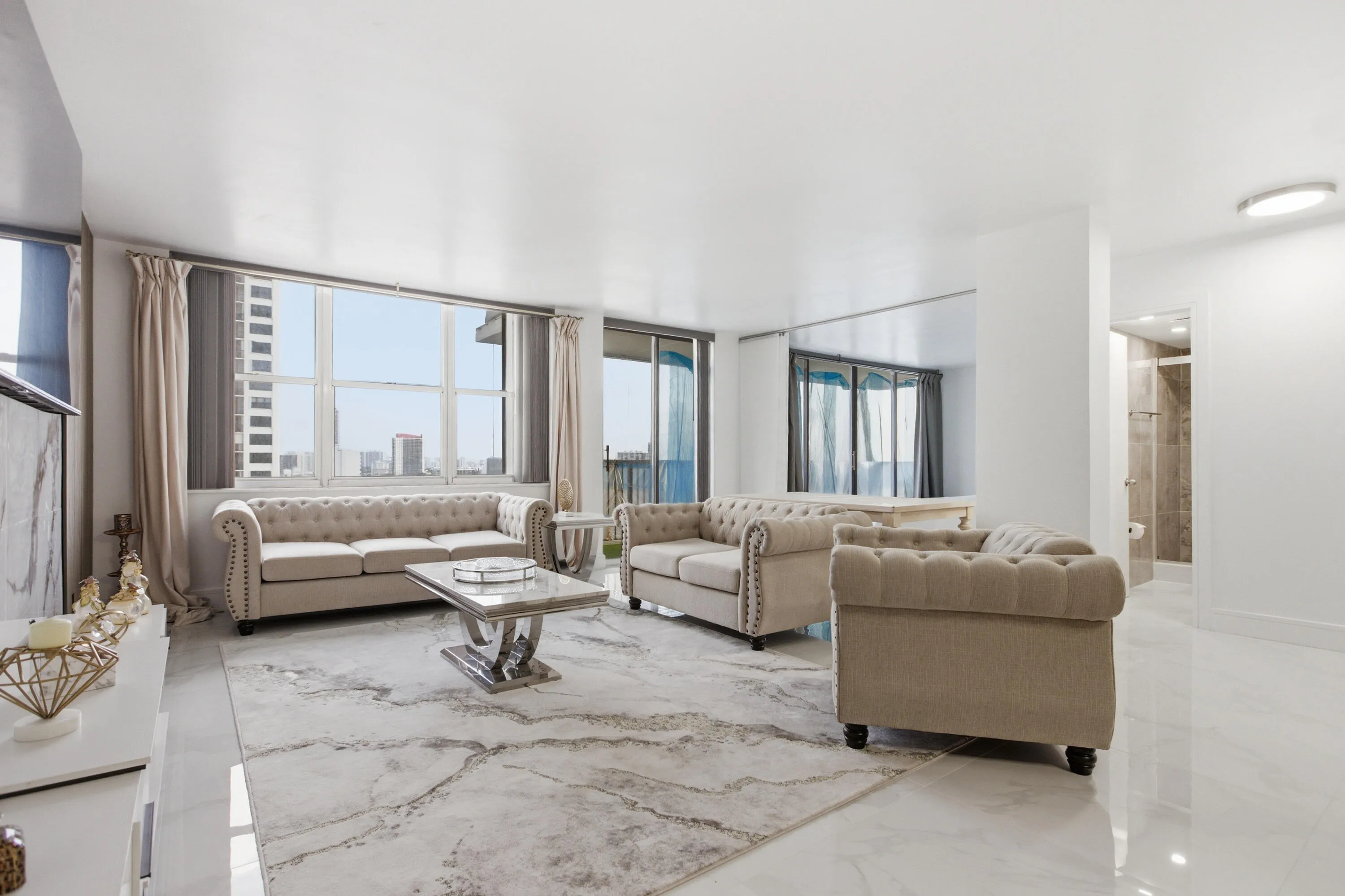 2101 S Ocean Drive 1507-9507