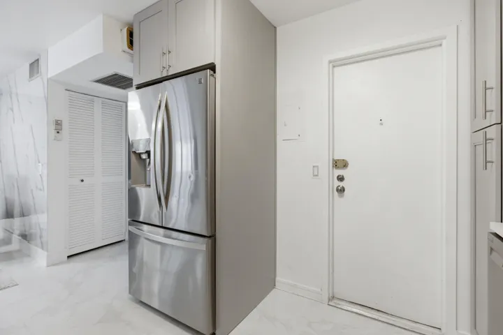 2101 S Ocean Drive 1507-9500