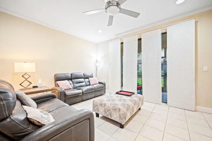 8-web-or-mls-4212-vineyard-cir