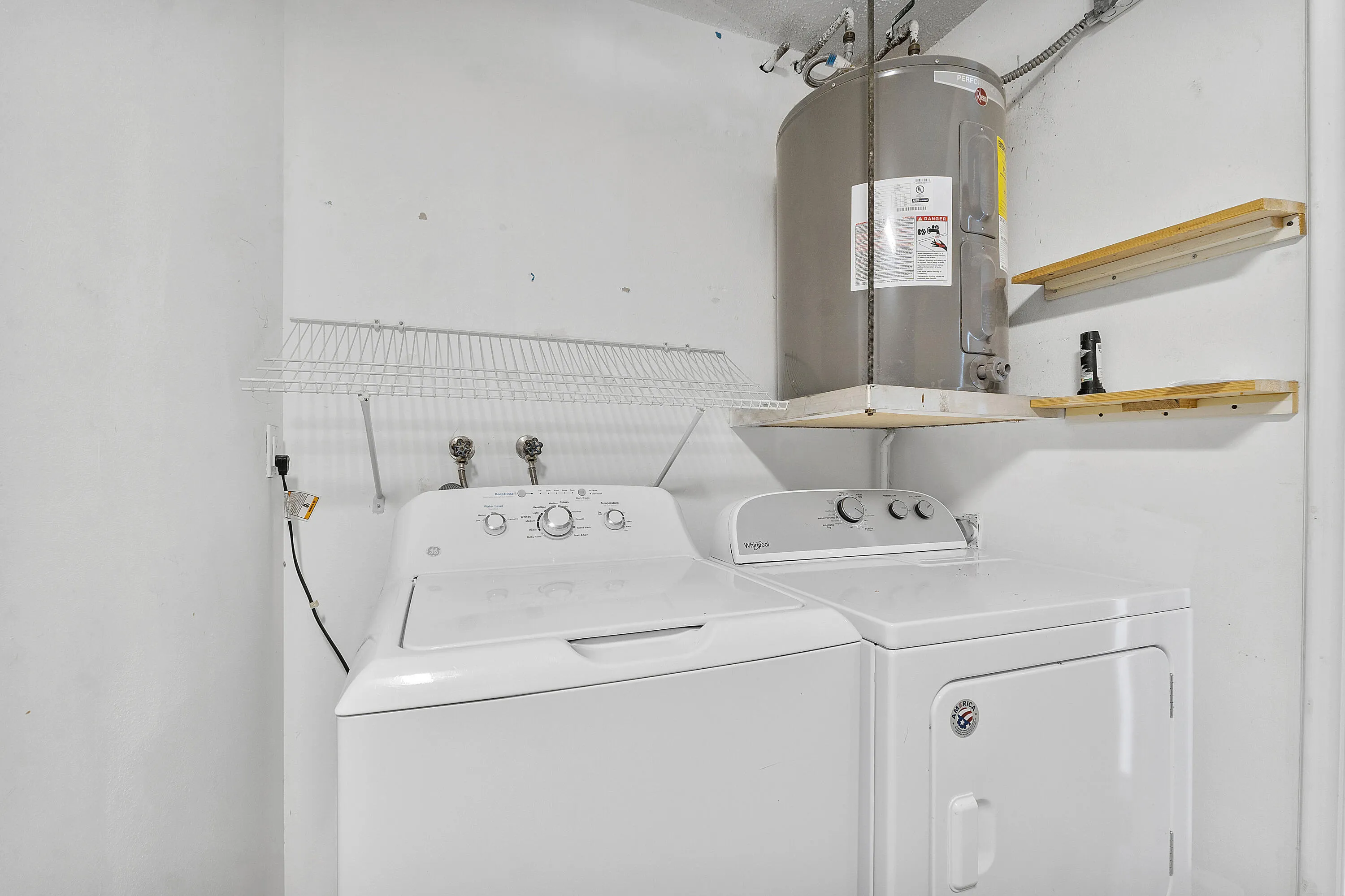 Washer/Dryer in garage