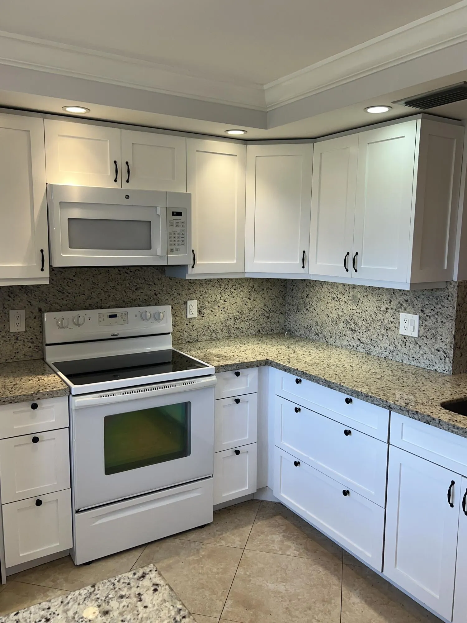 Kitchen with Crown Molding