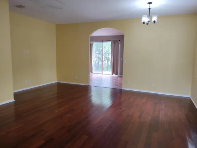 2-LivingRoom