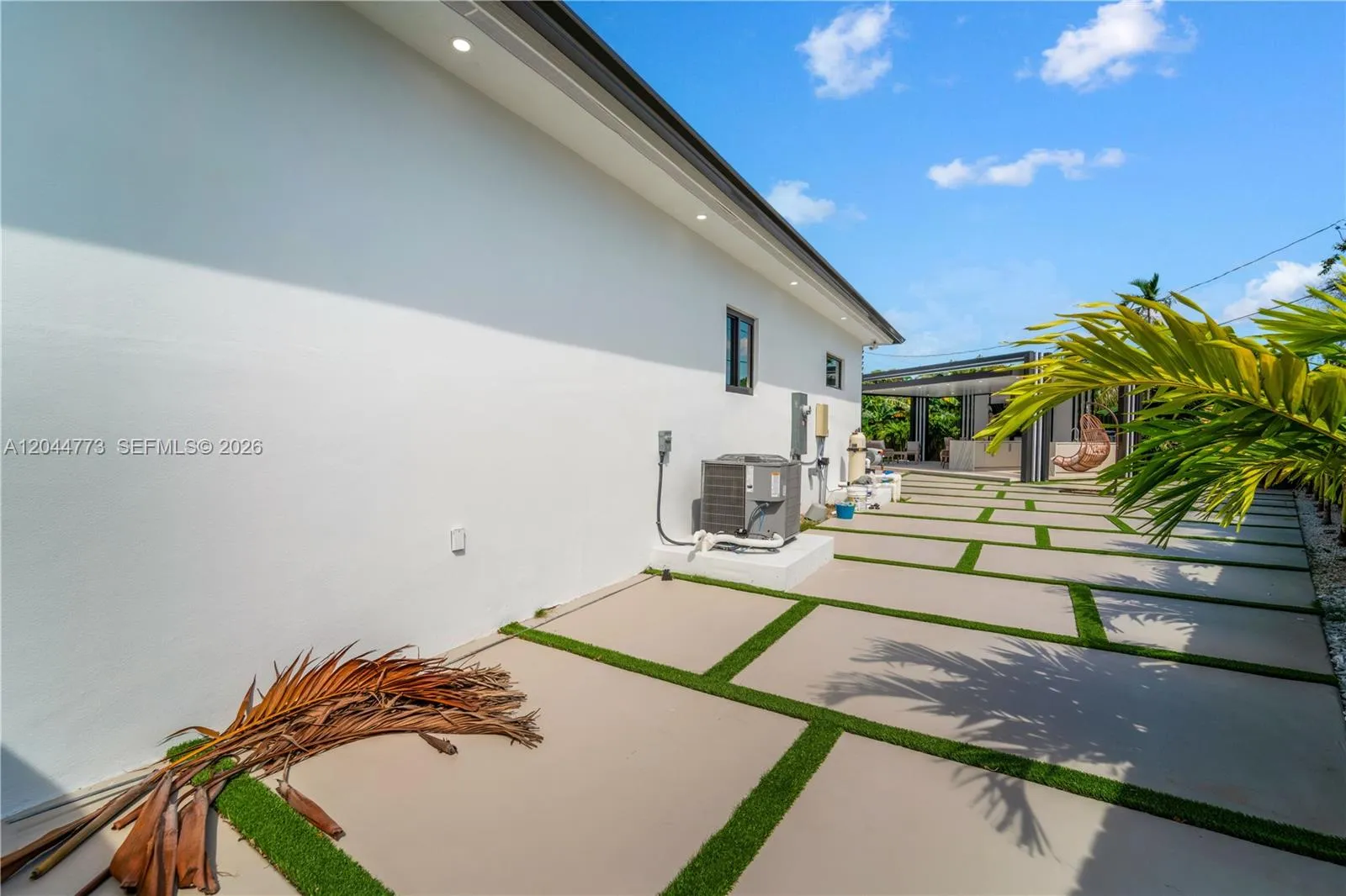 Property photo 80