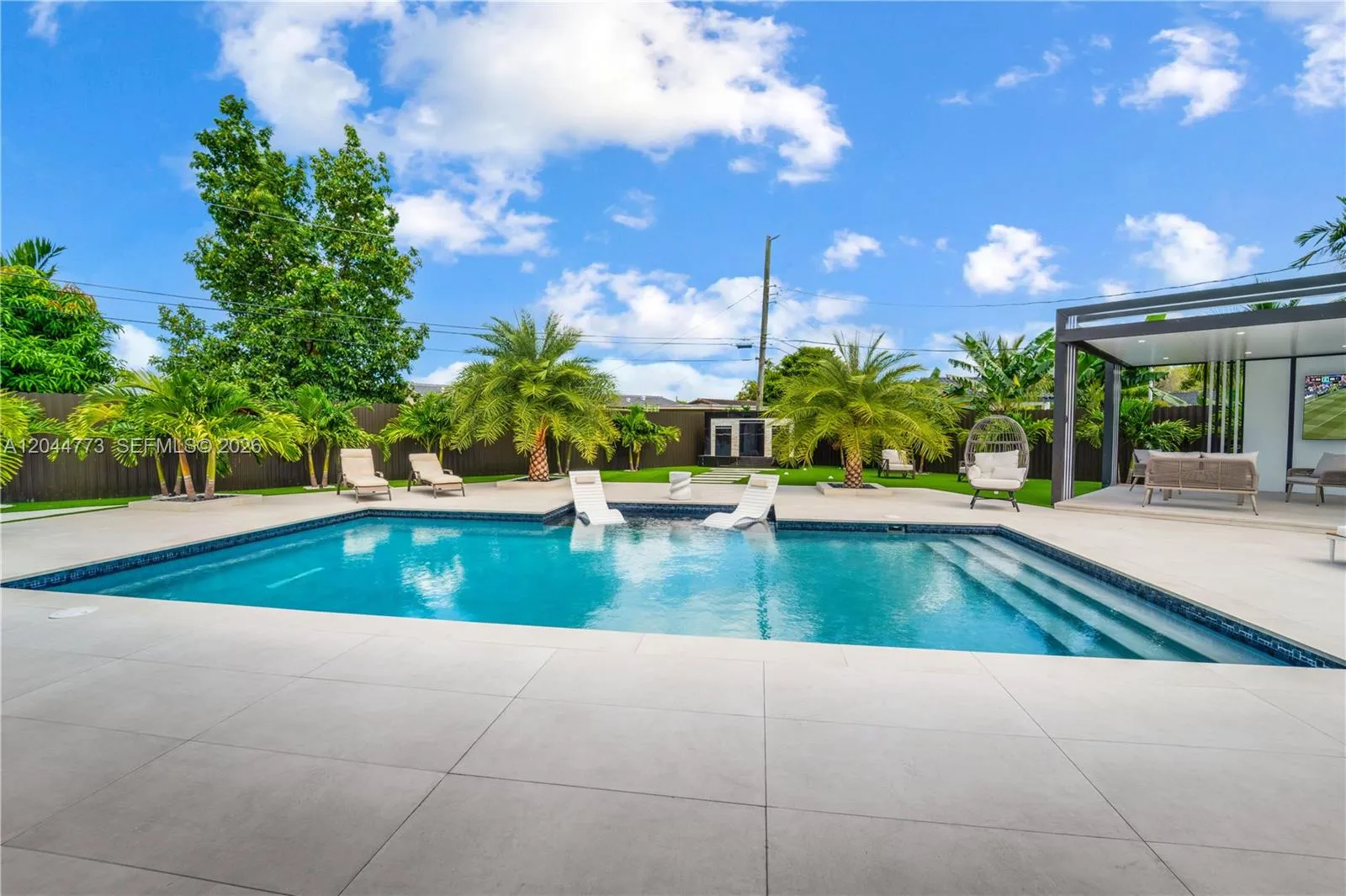 Property photo 64
