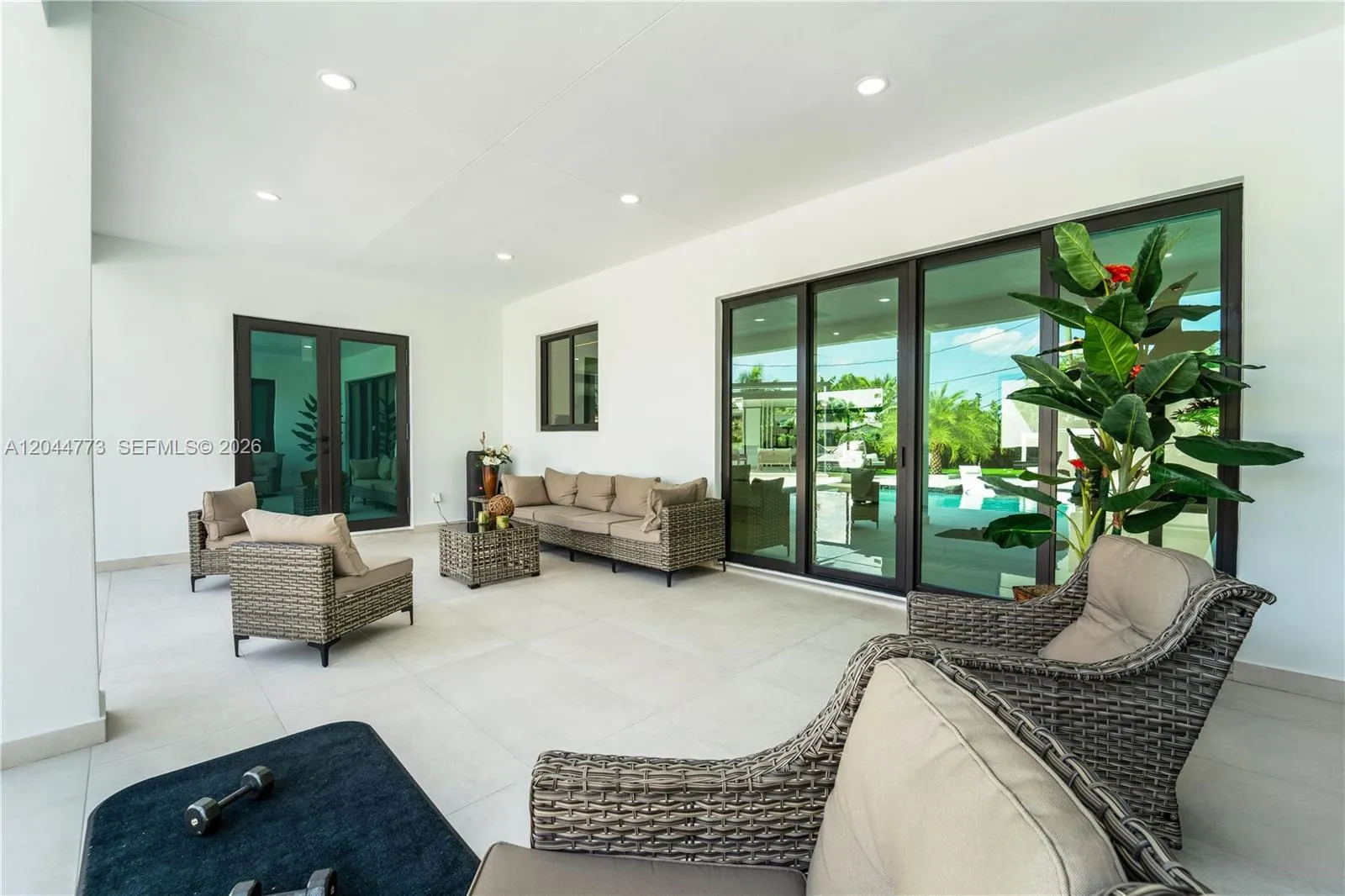 Property photo 74