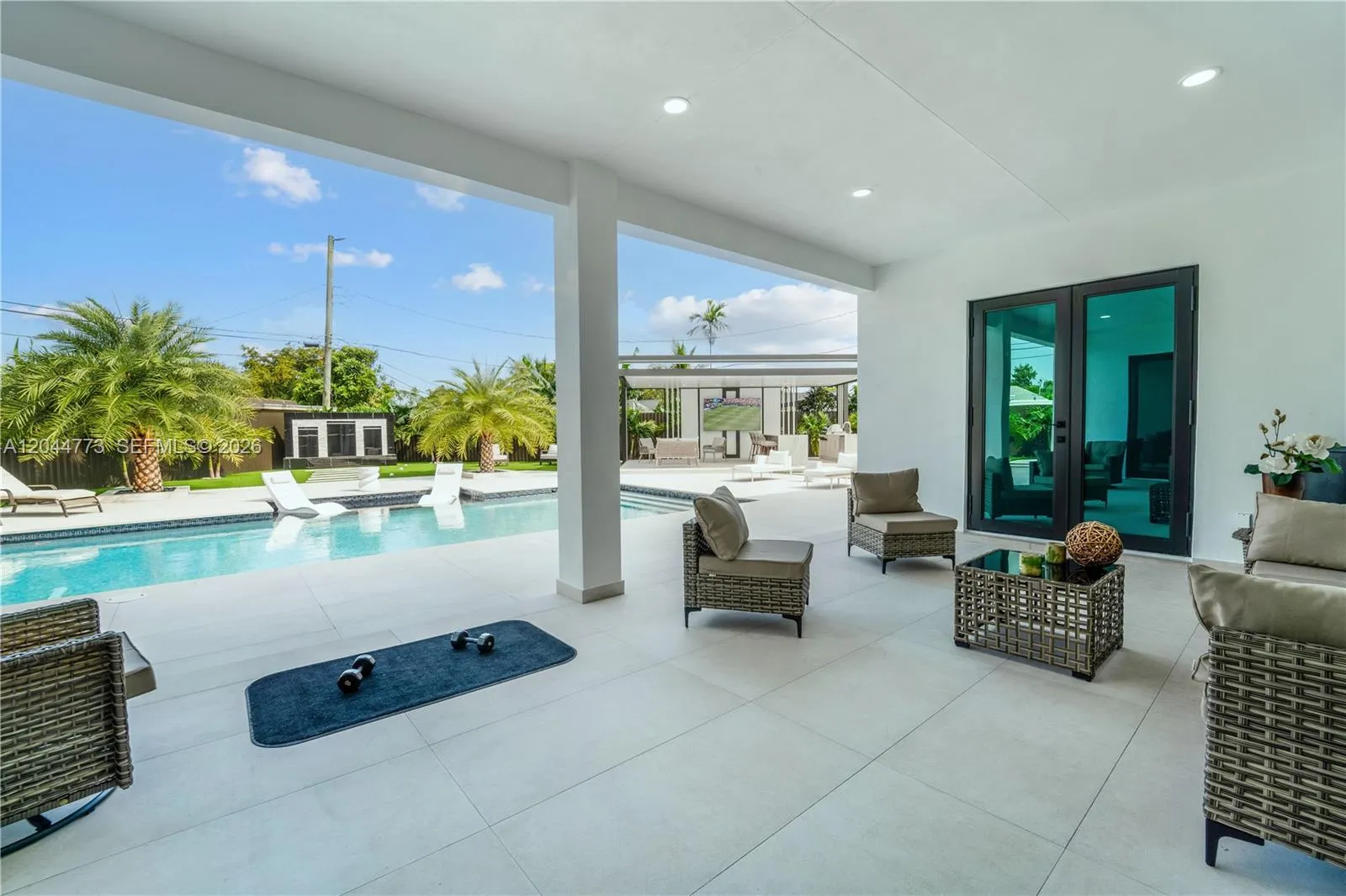 Property photo 73