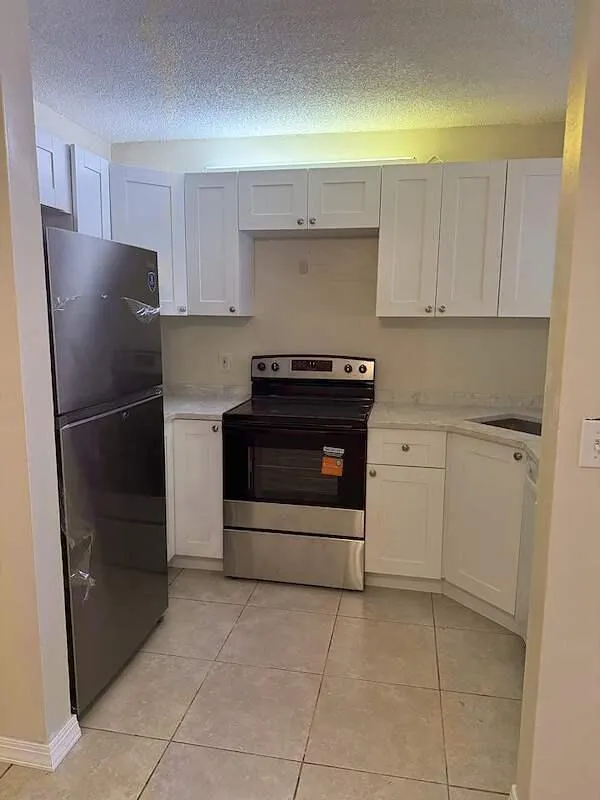 Kitchen 4