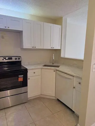 Kitchen 3