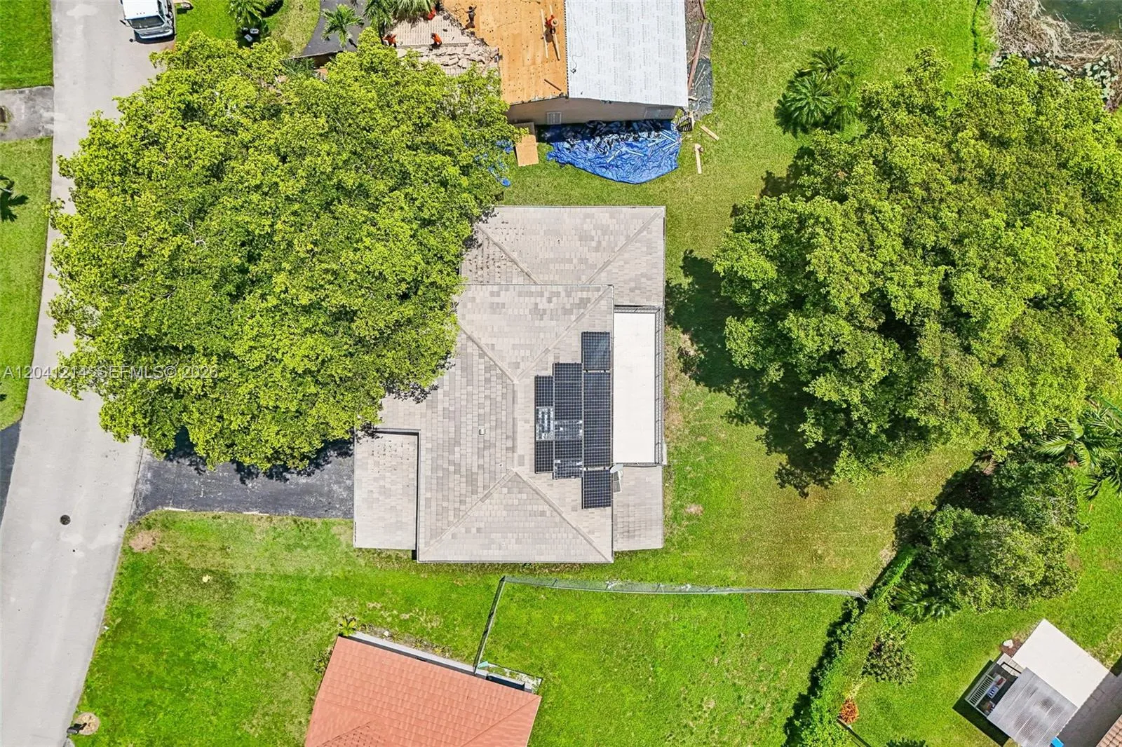 Property photo 202