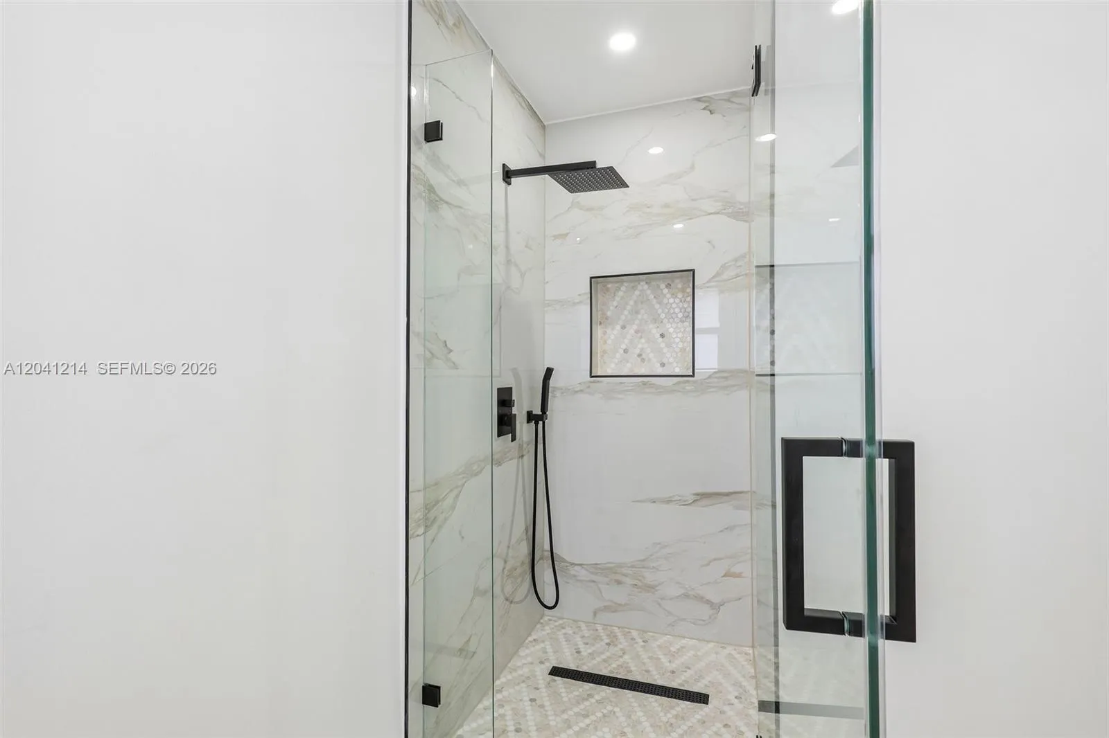 Property photo 177