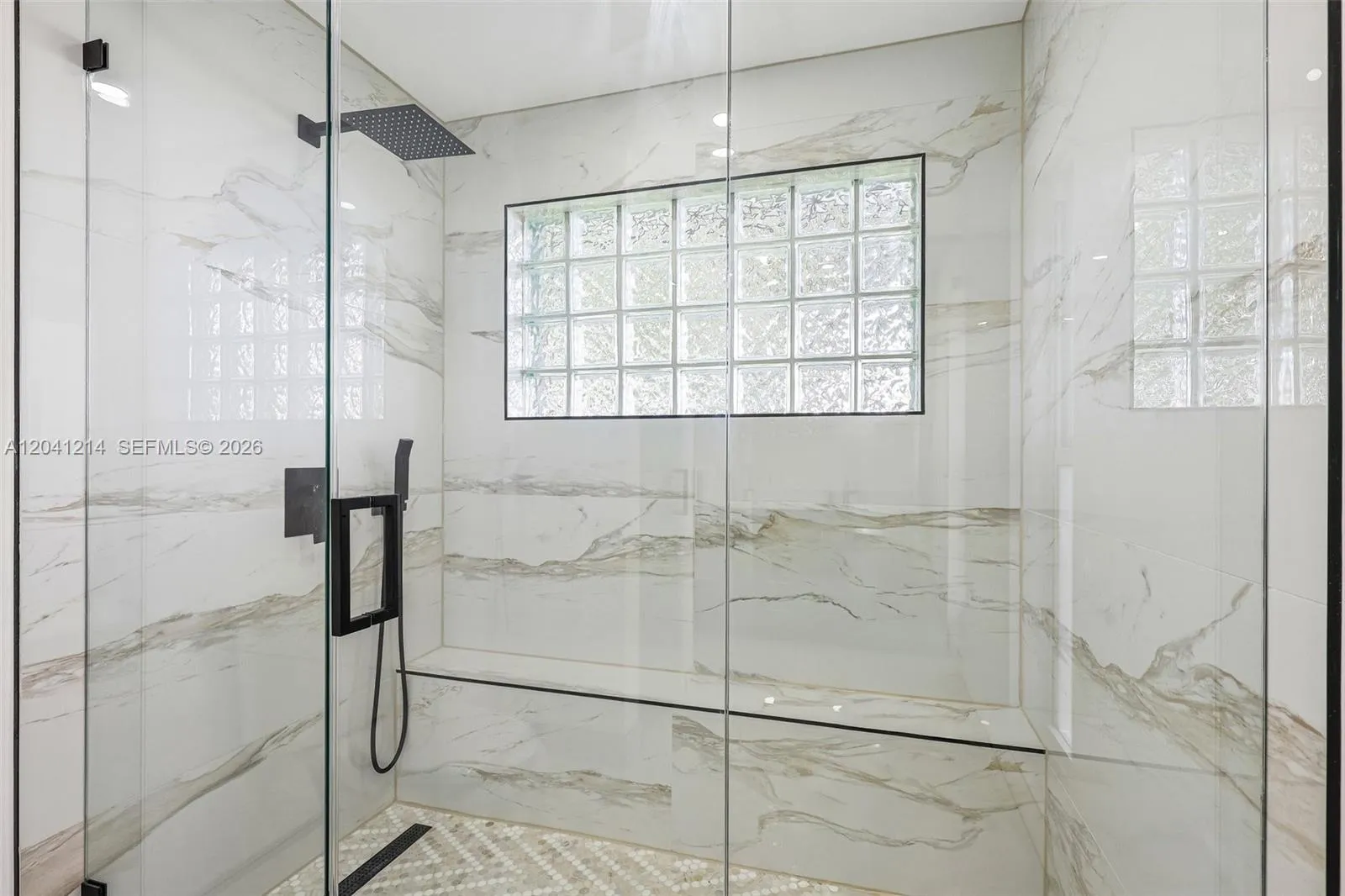 Property photo 124