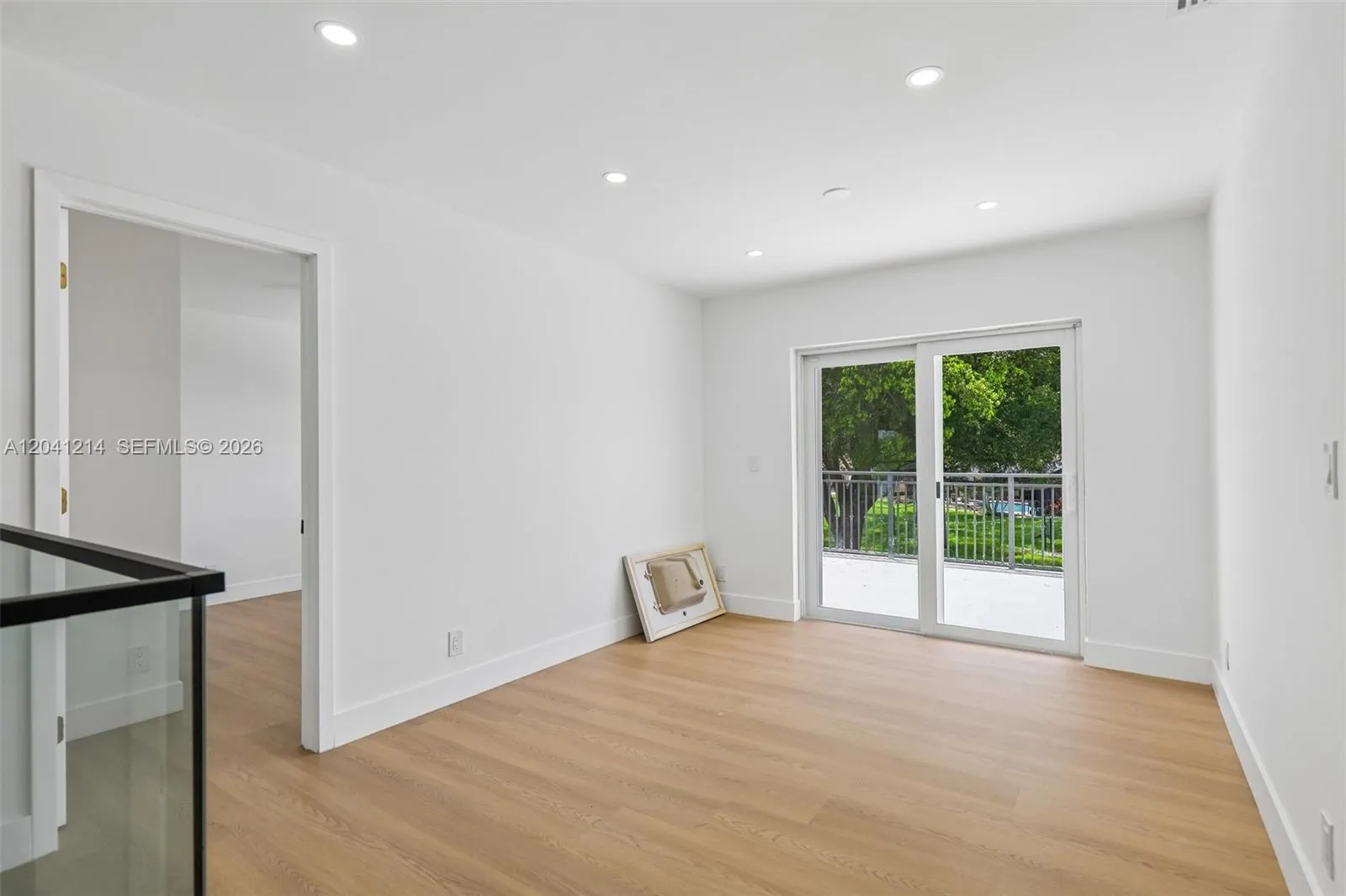 Property photo 121