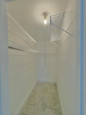 walk-in closet