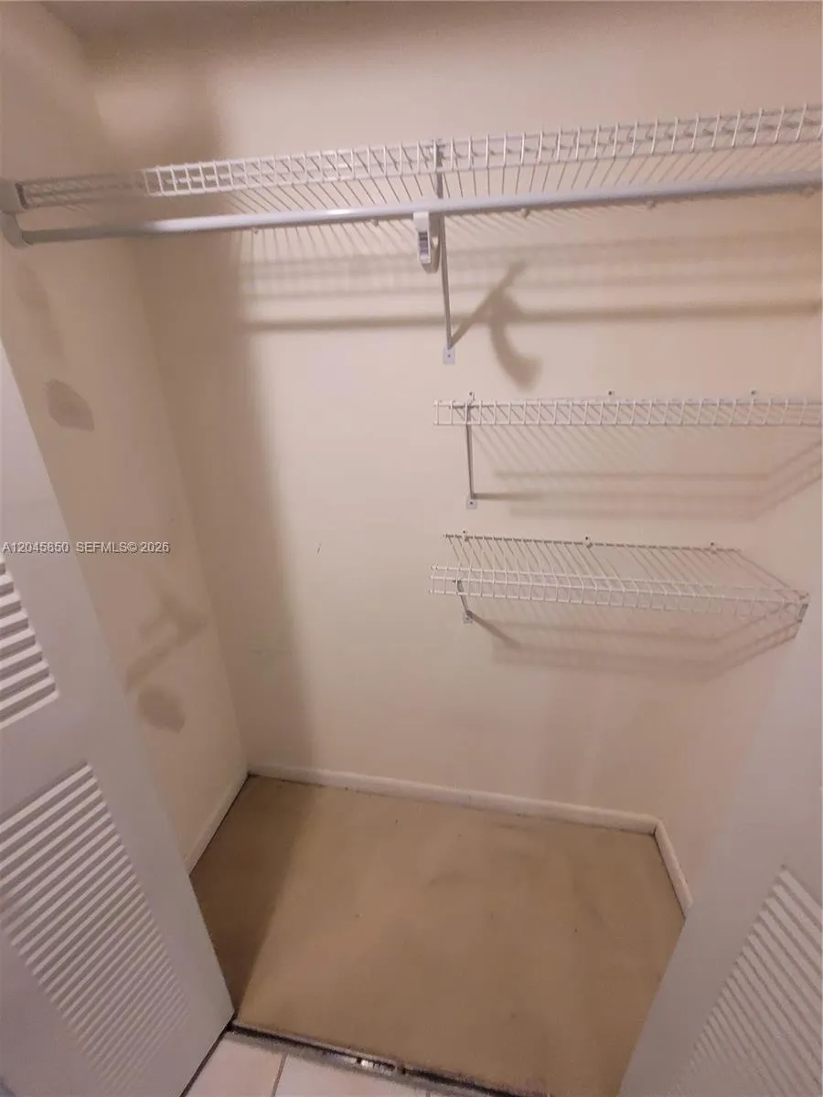PLenty of closets