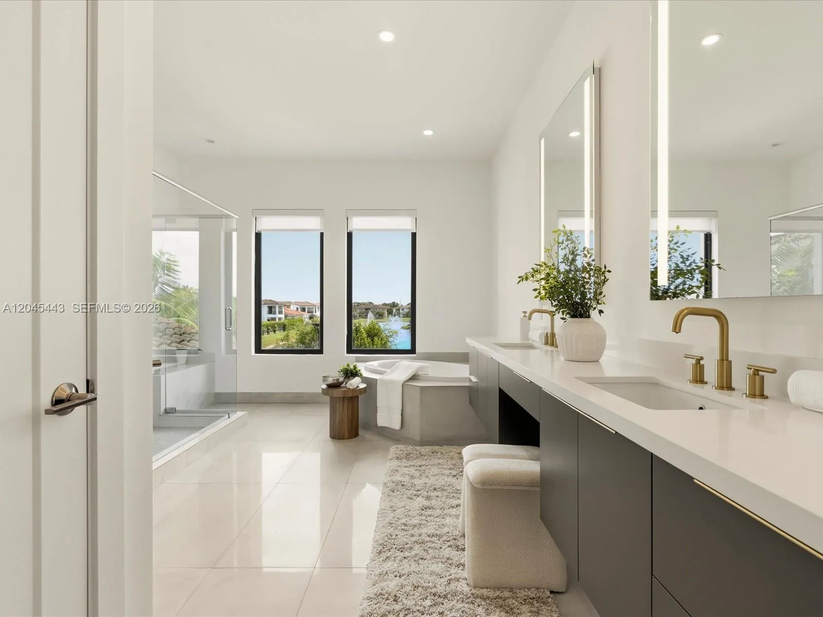 Property photo 44