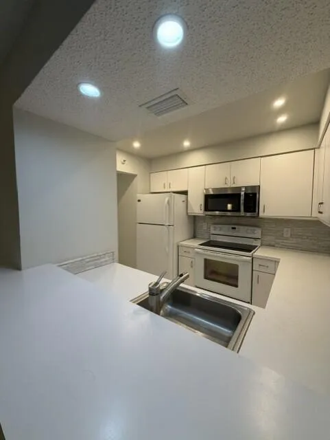 CB Kitchen