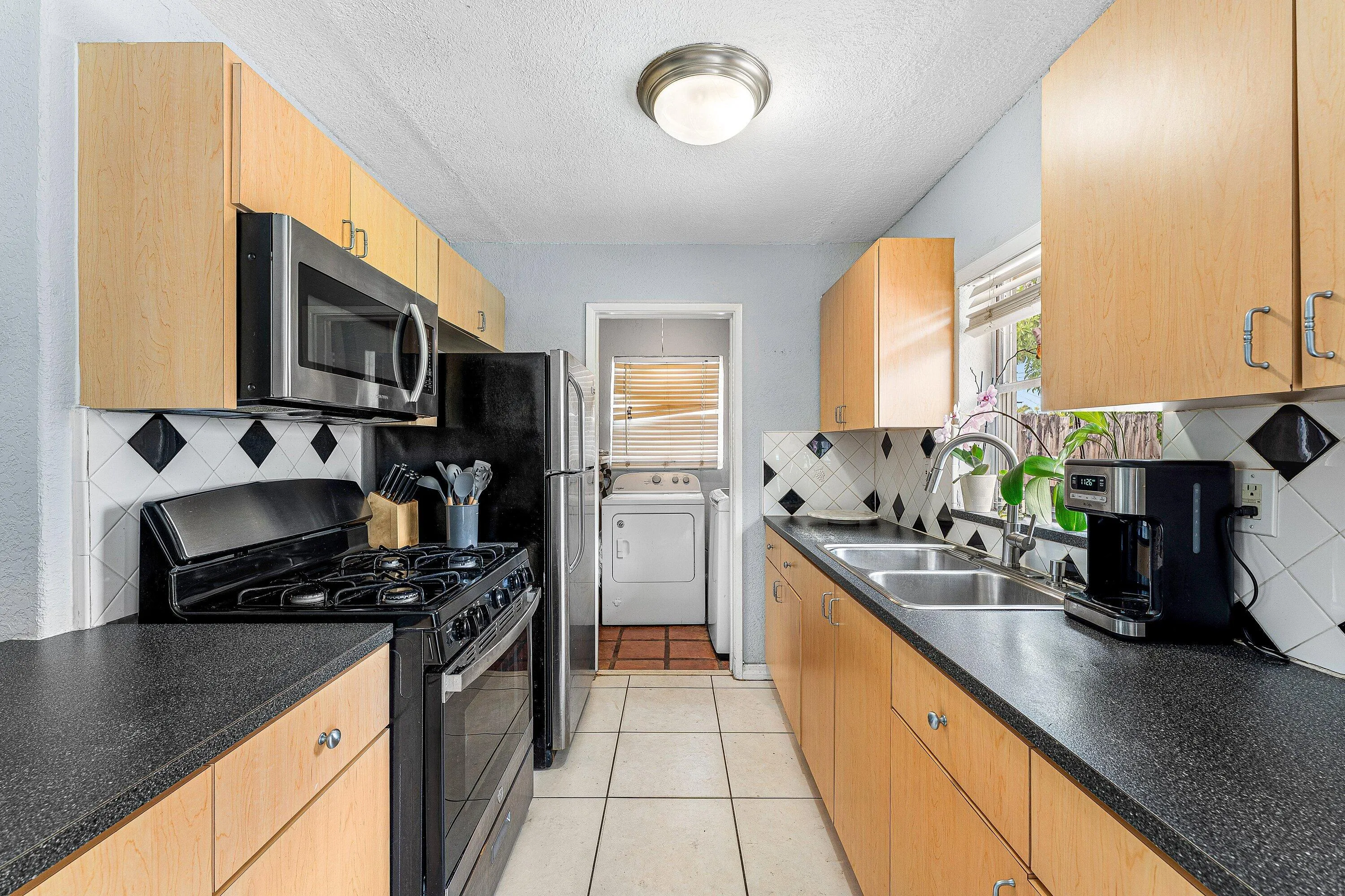 has gas stove