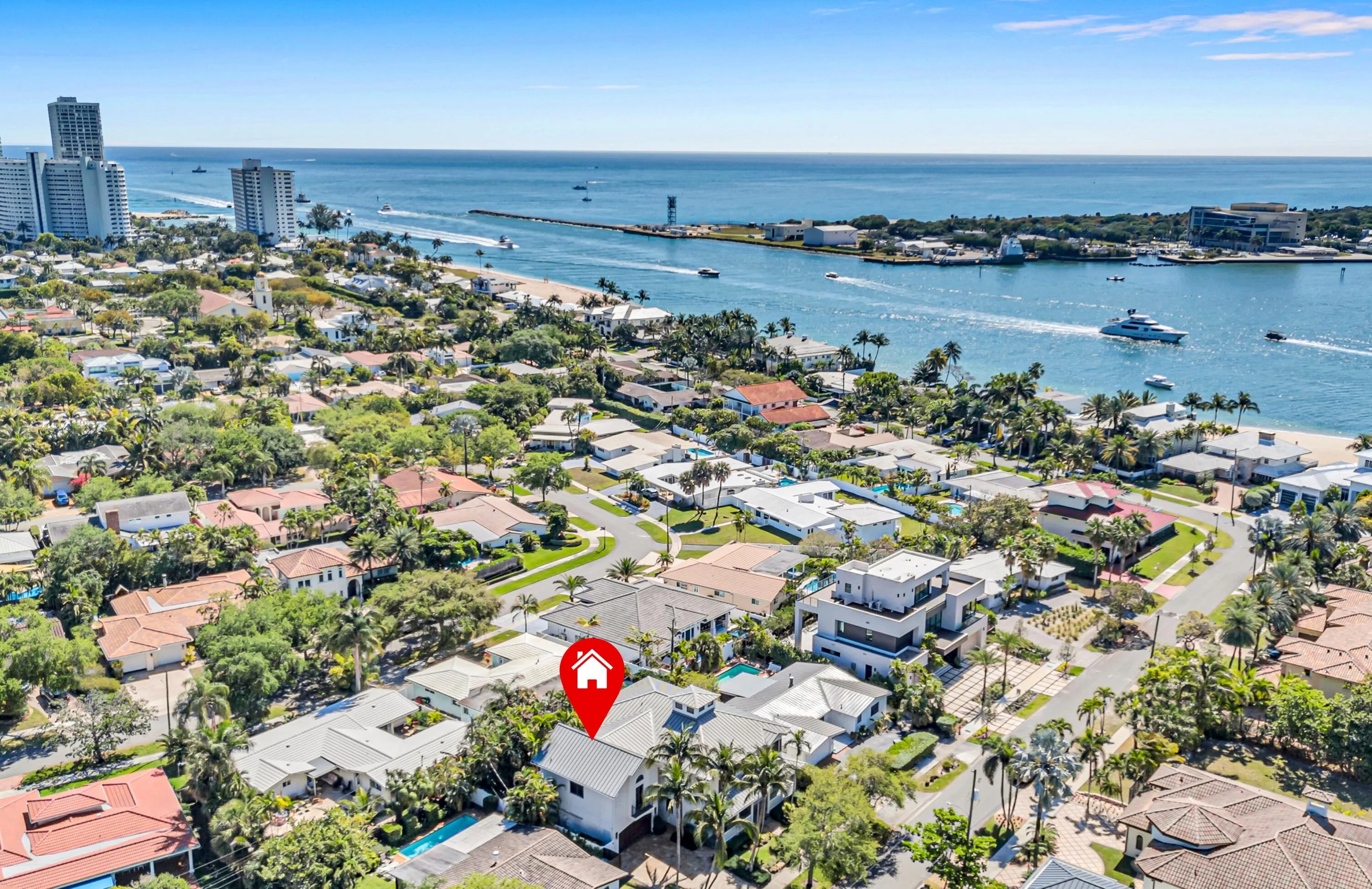 Located in Harbour Inlet - voluntary HOA