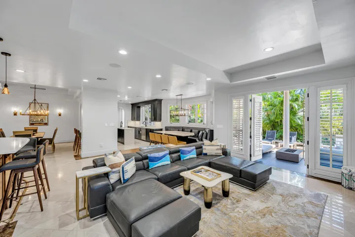 Indoor-outdoor flow that is ideal for entertaining and hosting.