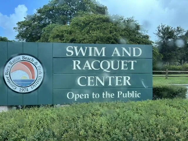 SWIM & RACQUET TENNIS CENTER