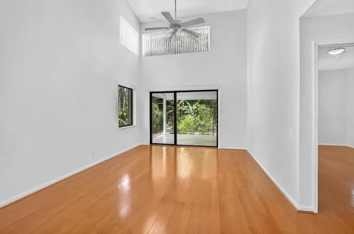 AI GENERATED WITHOUT FURNITURE