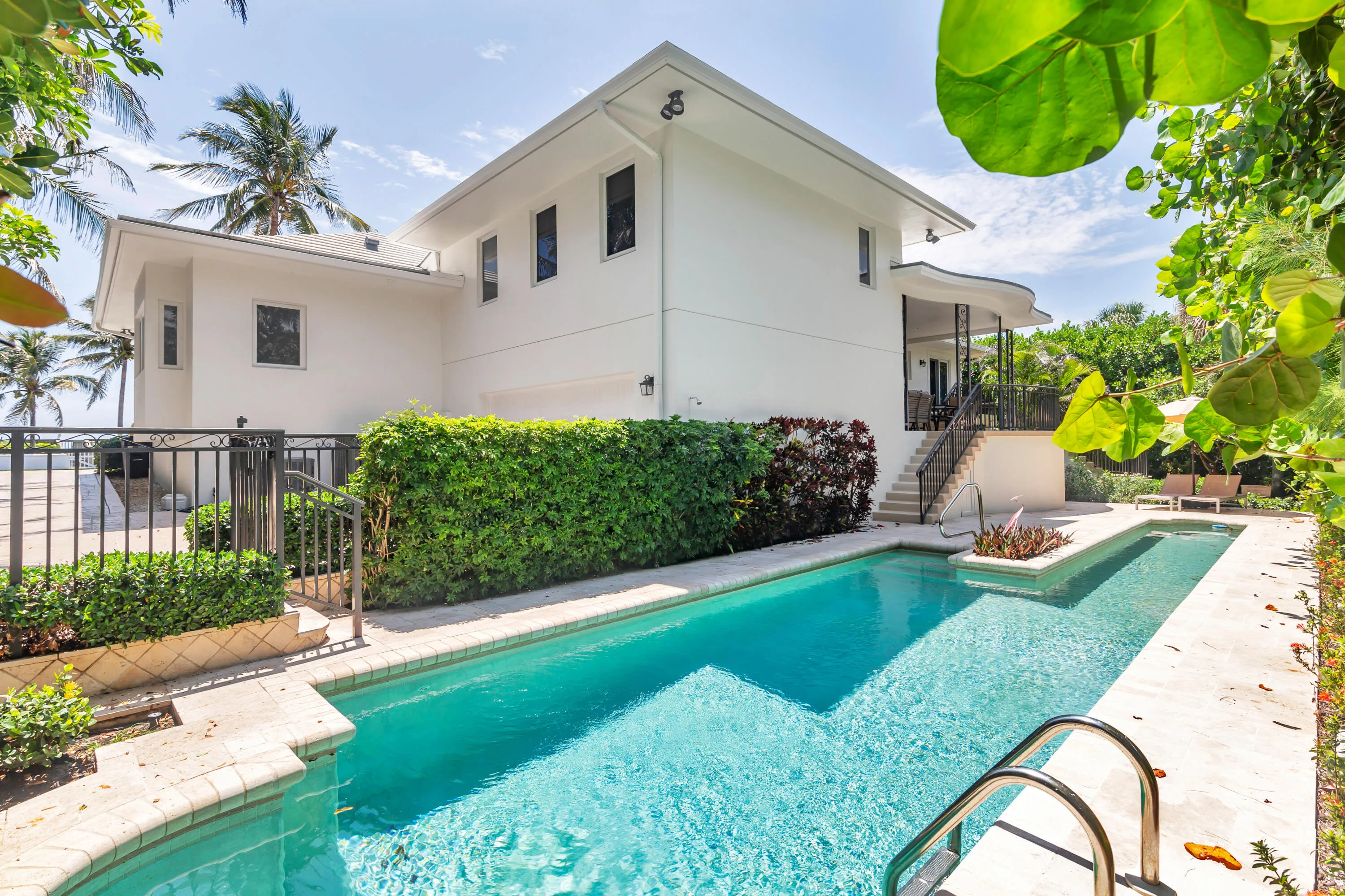 1426 Pool