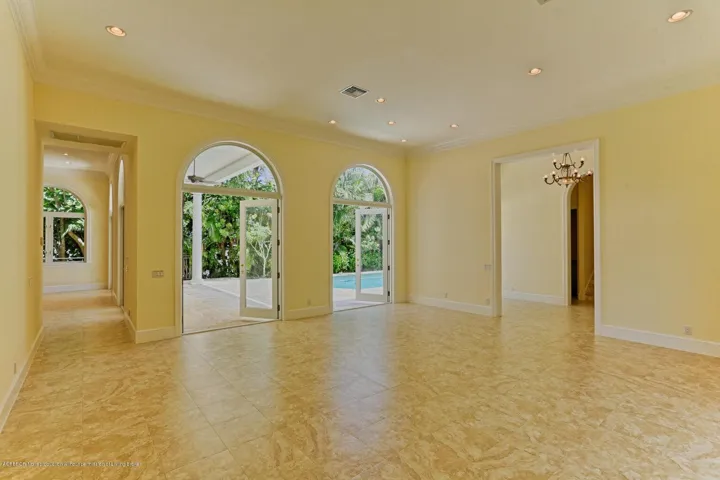 1431 Living Room