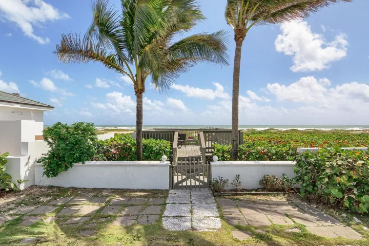 1431 Beach Parcel