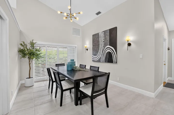 Formal Dining