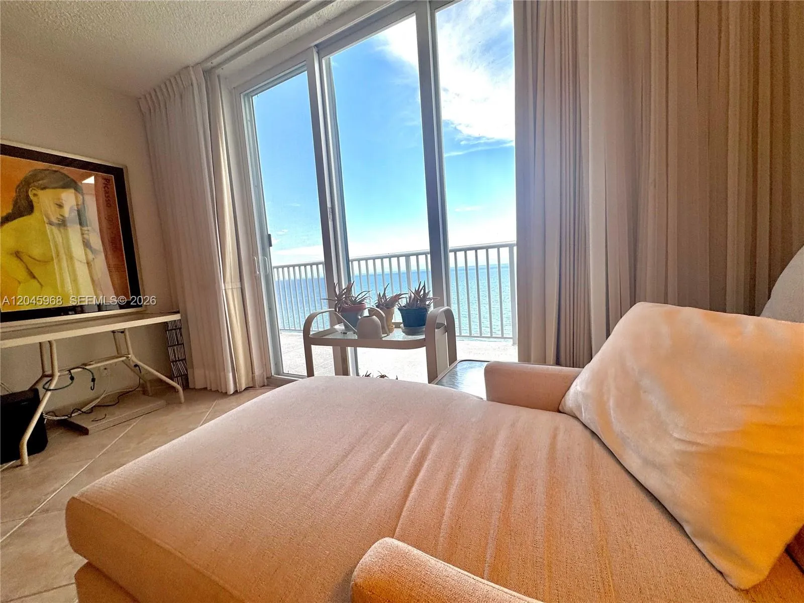 PARADISE VIEWS